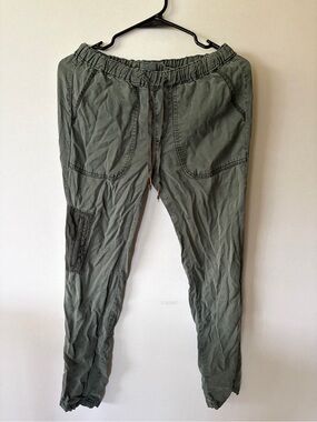 Men's Olive Cargo Jogger Pants with Utility Pocket